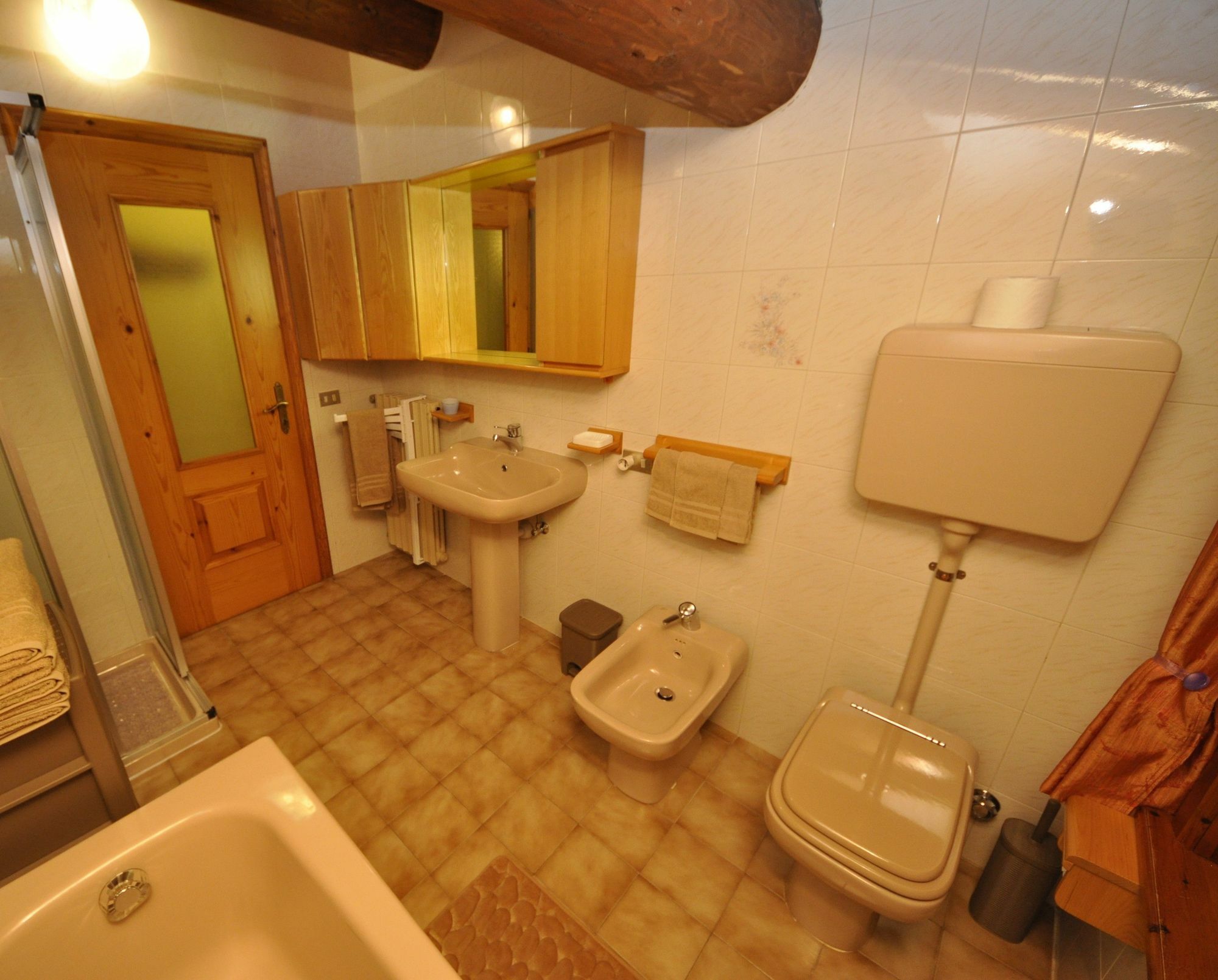 Appartamento Valeriano By Livigno Accomodation Eksteriør bilde